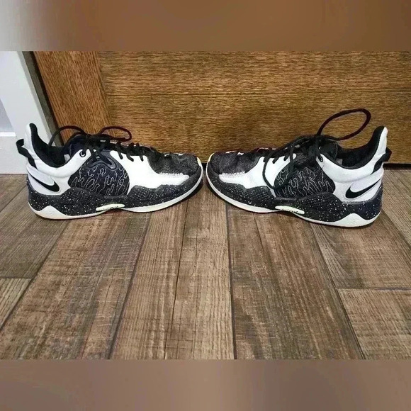 Nike Paul George PG 5 Mens Size 9 Black White Athletic Shoes Sneakers CW3143-003 - Picture 4 of 8